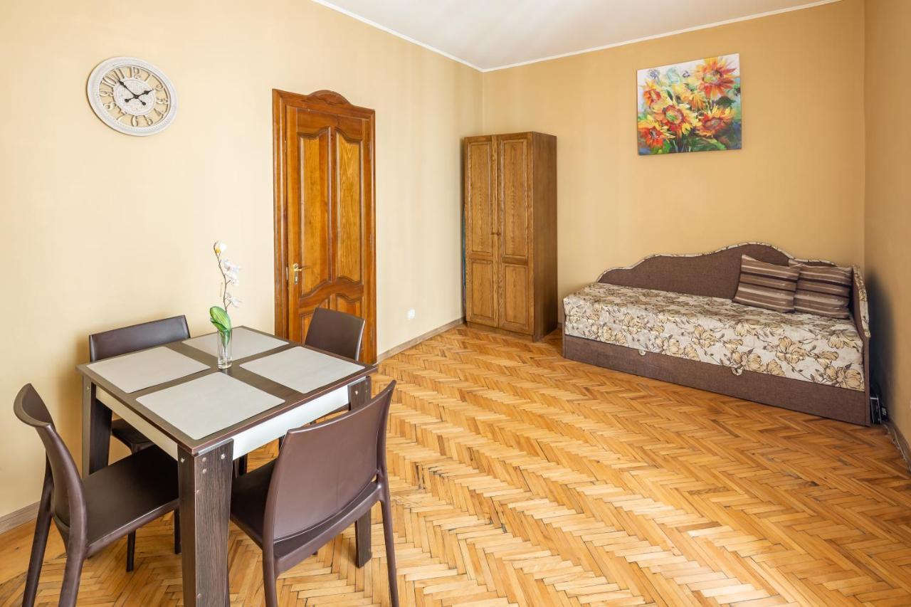 Apartment On Yana Zhizhky 利沃夫 外观 照片