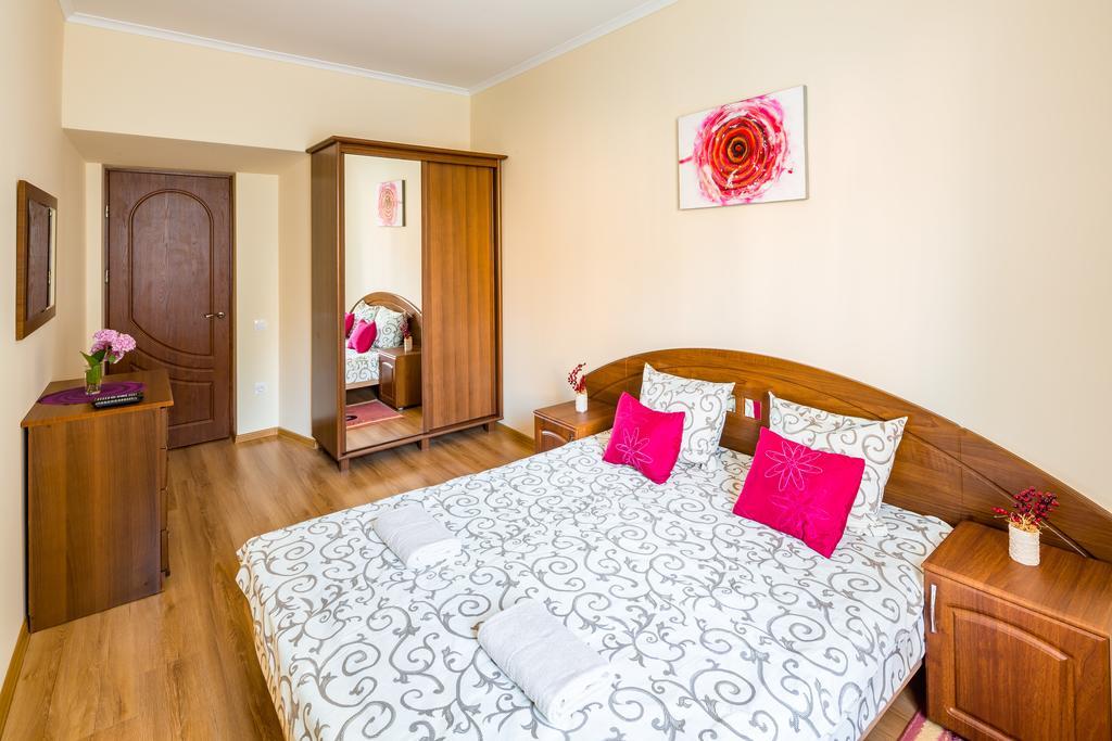 Apartment On Yana Zhizhky 利沃夫 外观 照片