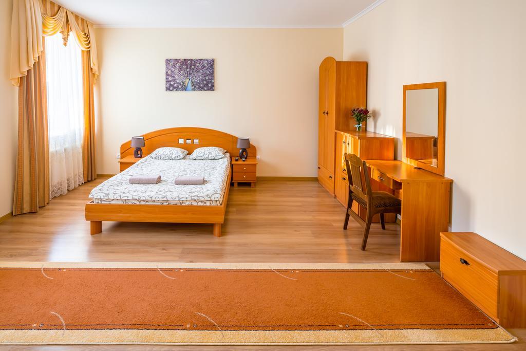 Apartment On Yana Zhizhky 利沃夫 外观 照片